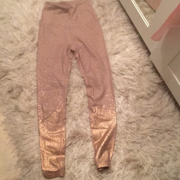 Beyond Yoga small size legging - Picture 3 of 5